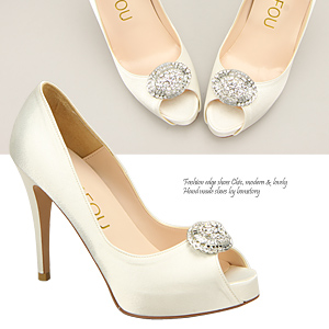 4409 brooch point wedding shoes
